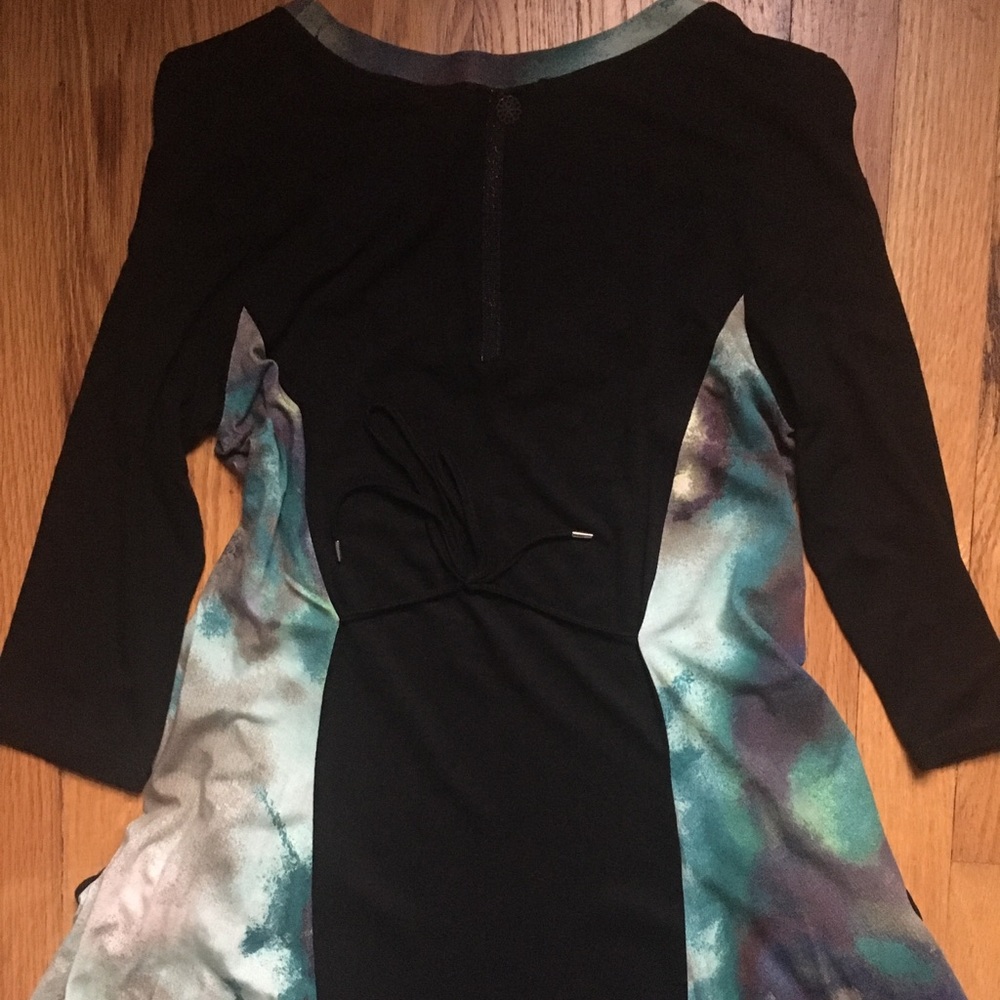 Dress - Picture 6 of 16